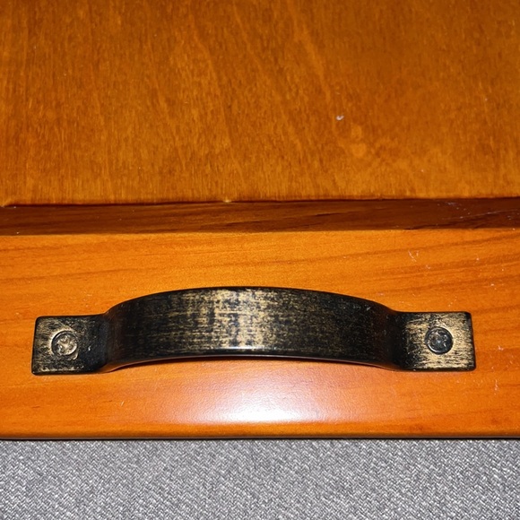 NWT.  Set of 3 serving Trays with Bronze Handles. - Picture 6 of 6